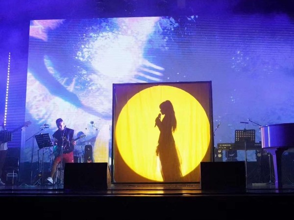 演出挑選舞臺租賃利器助力高燃現場