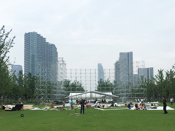 有關(guān)舞臺設備安裝工程施工方案！