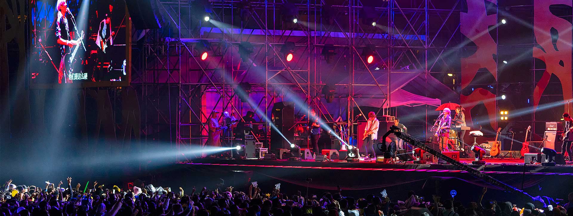 【姜育恒寧波演唱會】鑫禾舞美專業(yè)舞臺搭建技術(shù)服務(wù)助力經(jīng)典之聲燃動奧體中心