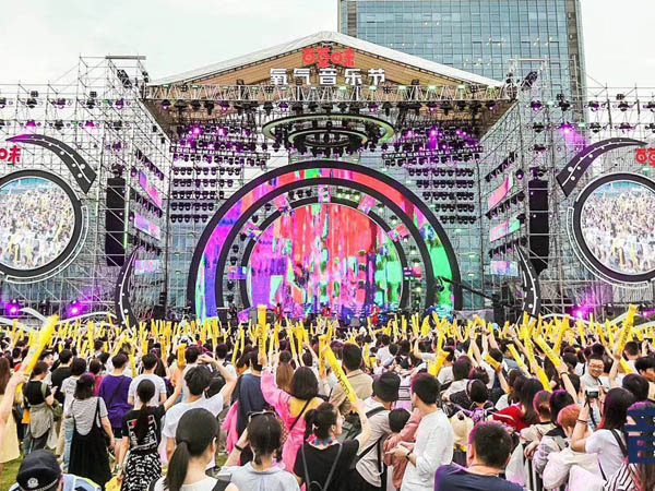 LED顯示屏在音樂節上的應用優勢